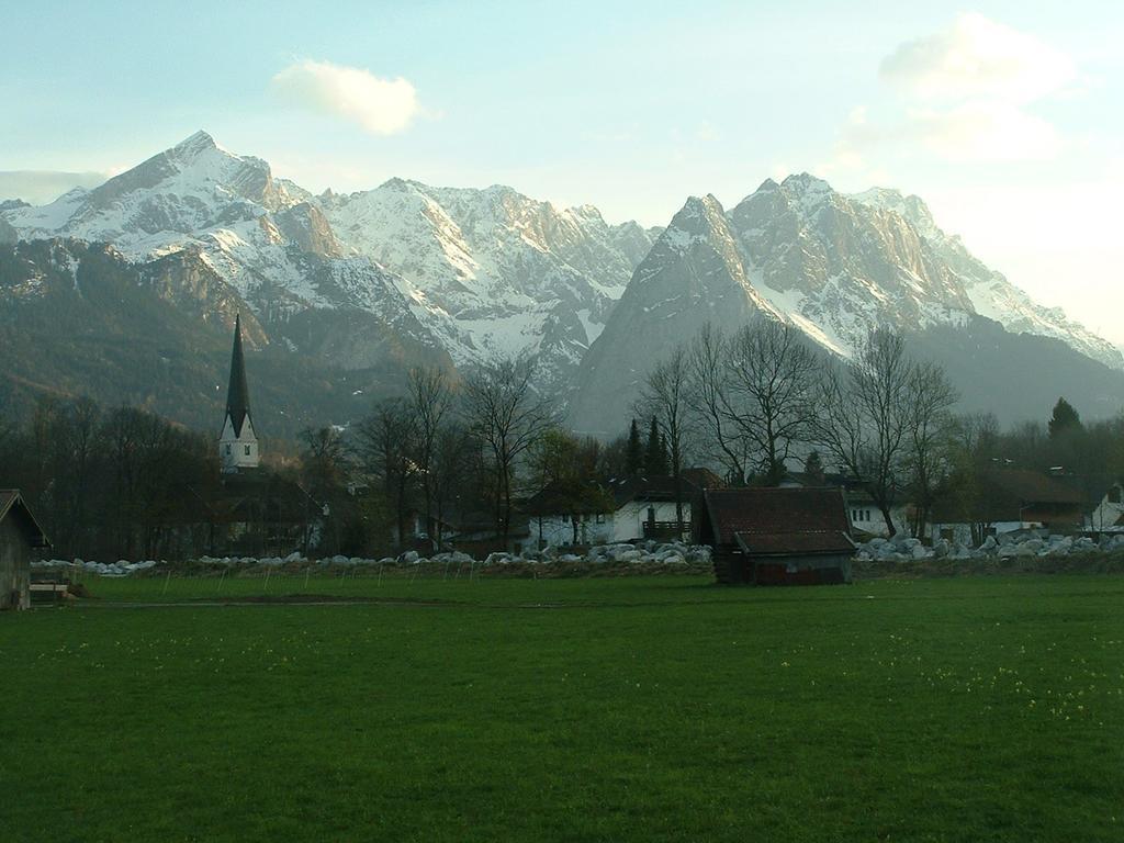 Landhaus Alpenblick Apartman Garmisch-Partenkirchen Kültér fotó